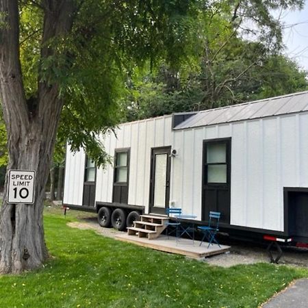 The Endeavor Tiny Home! Elizabethtown Eksteriør billede