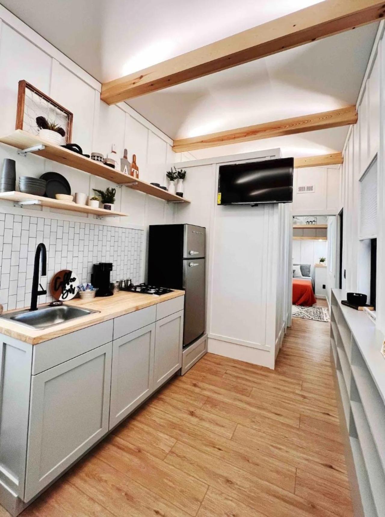 The Endeavor Tiny Home! Elizabethtown Eksteriør billede